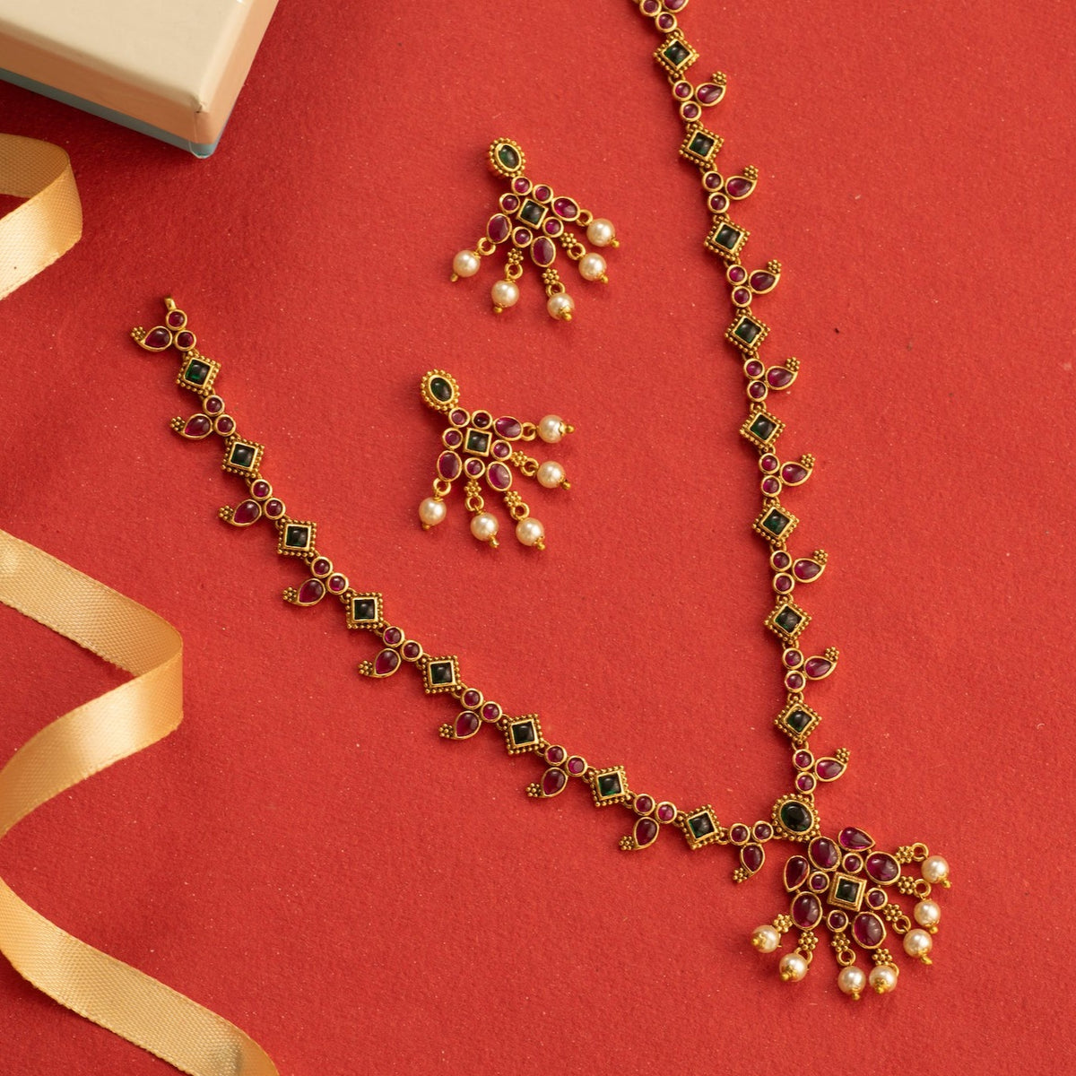 Radhika Antique Necklace Set