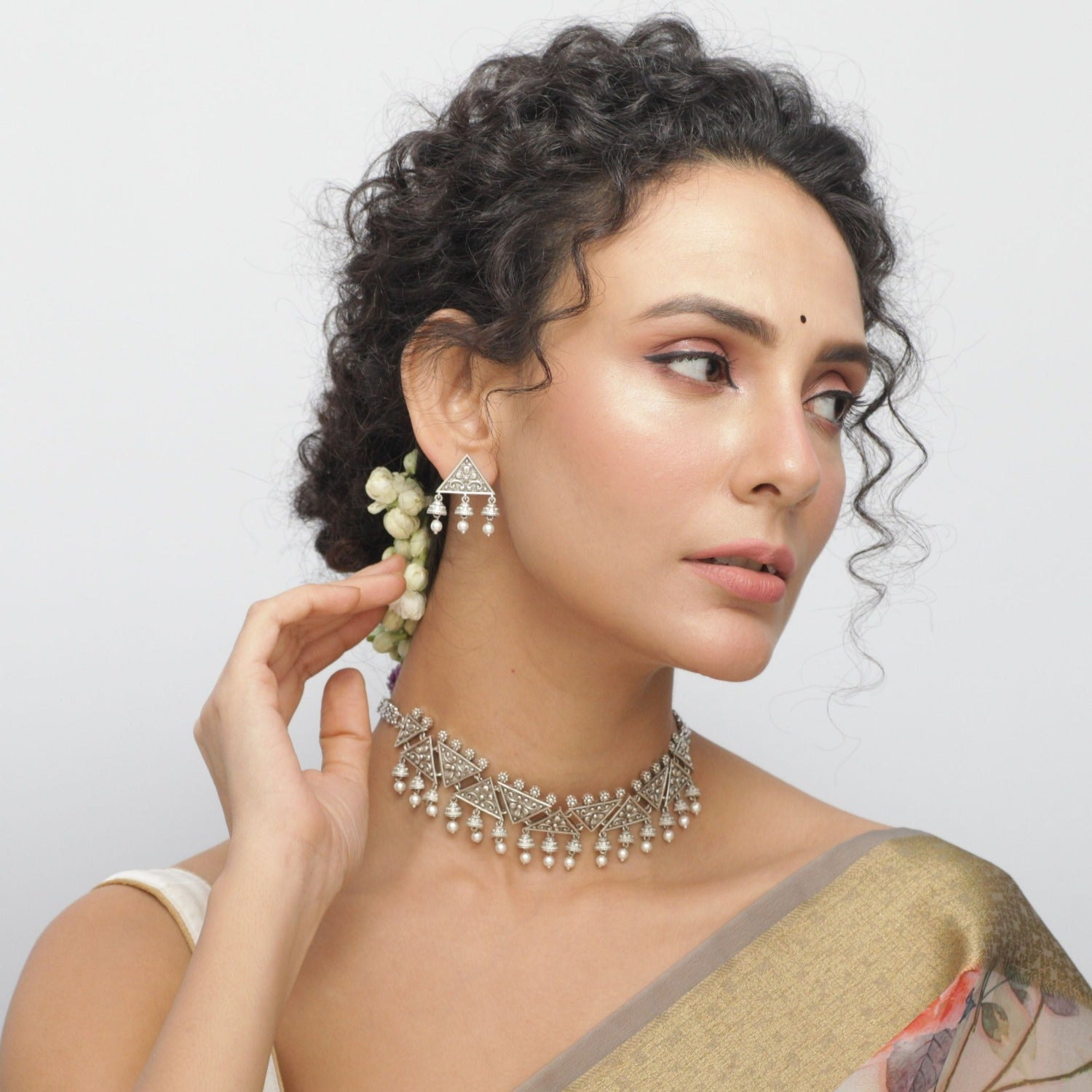 Maati Triangle Floral Antique Oxidized Choker Set