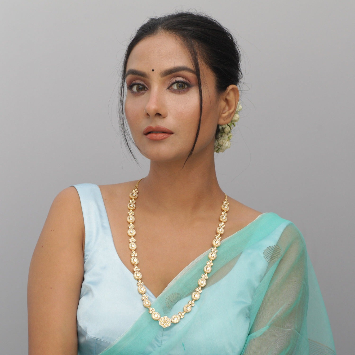 Single layer kundan necklace hotsell