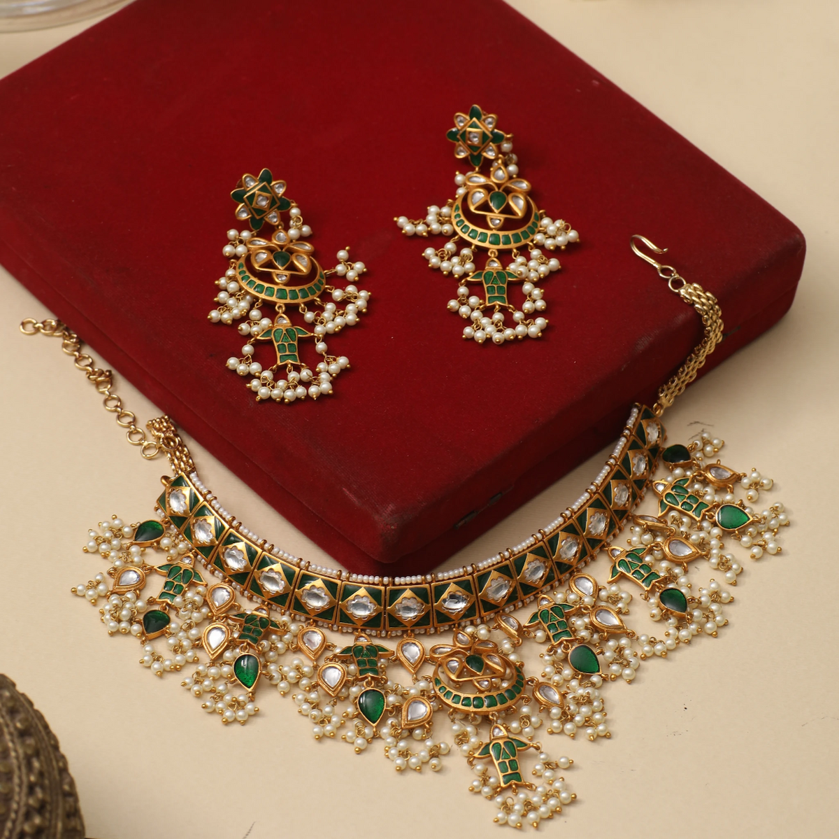 Kranti Kundan Choker Set
