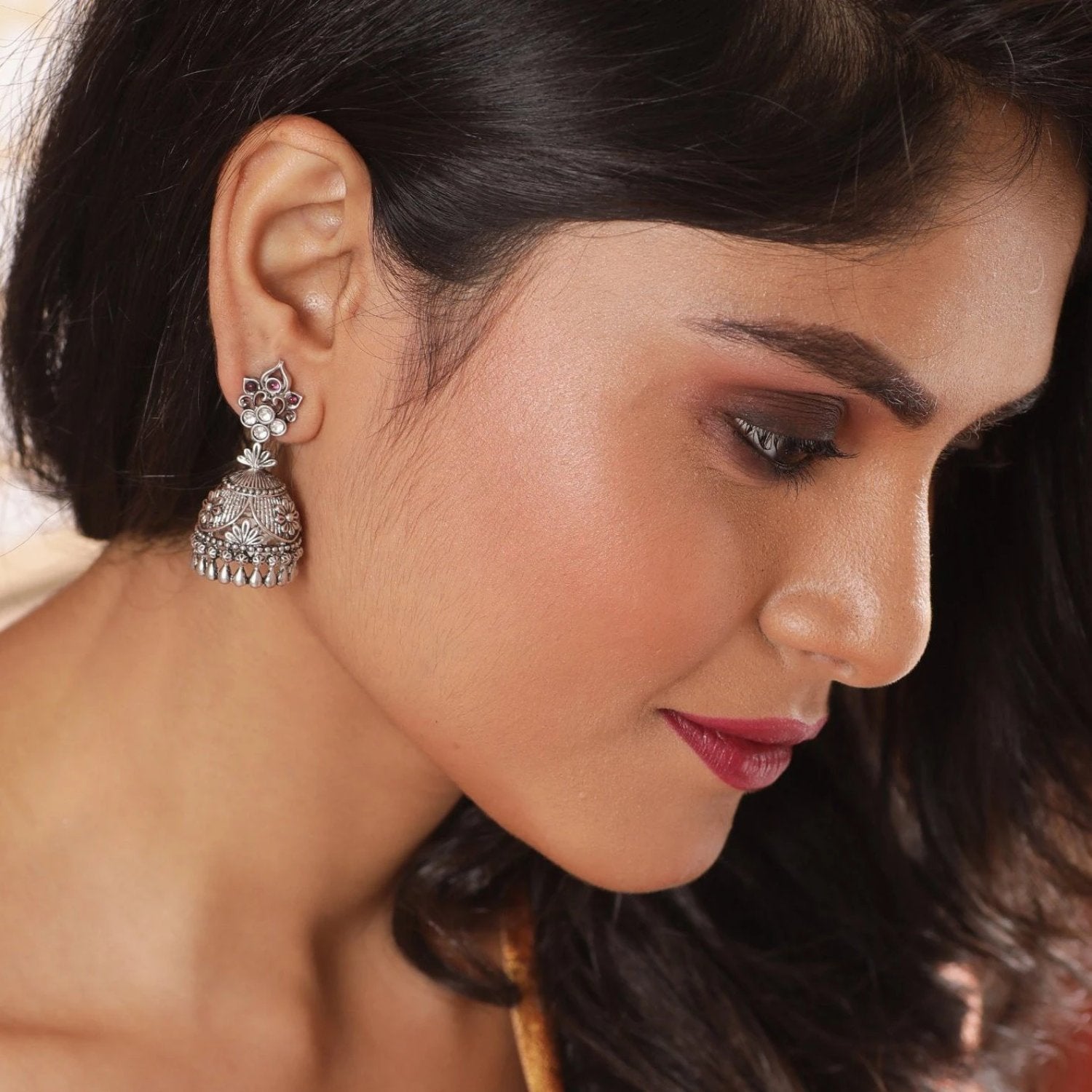 Gitali Kundan Jhumka Earrings