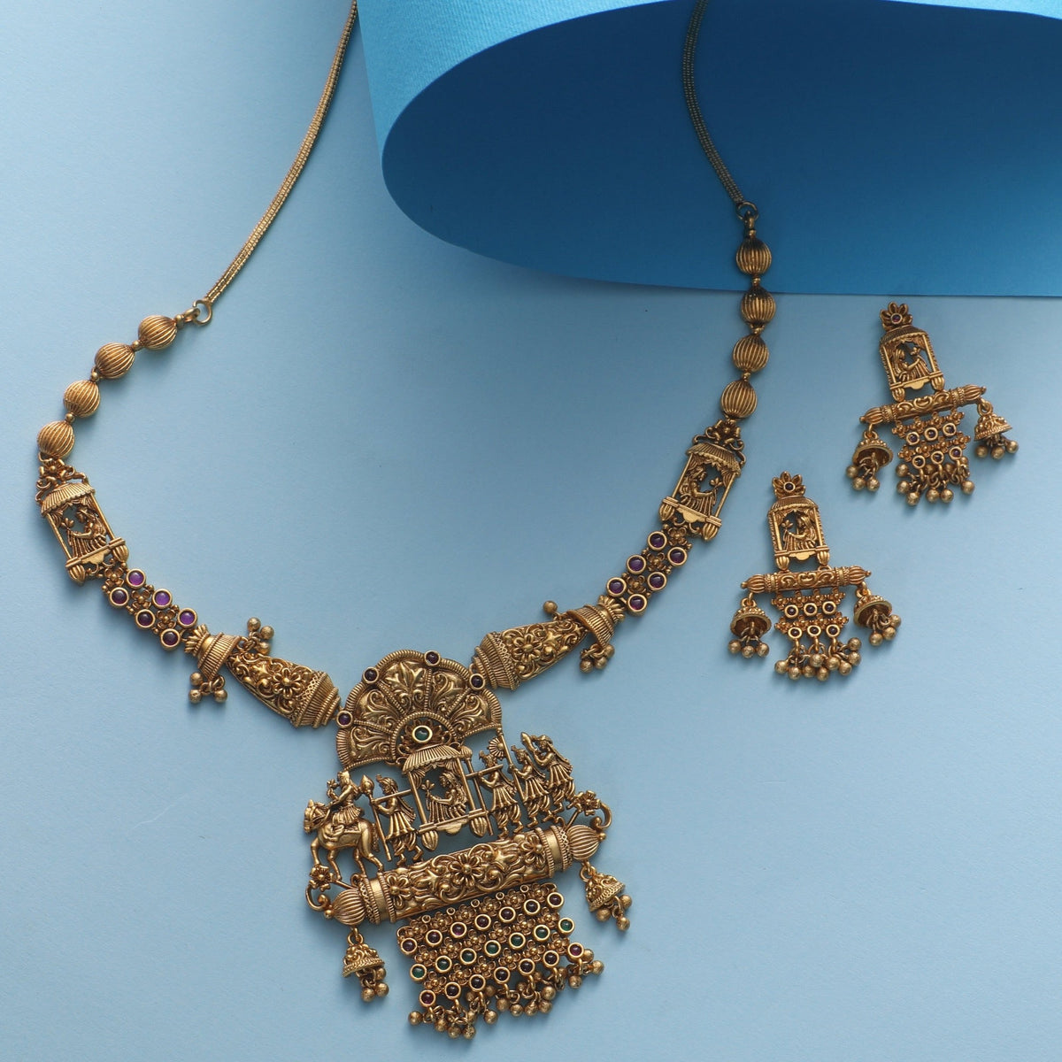 Aina Antique Necklace Set
