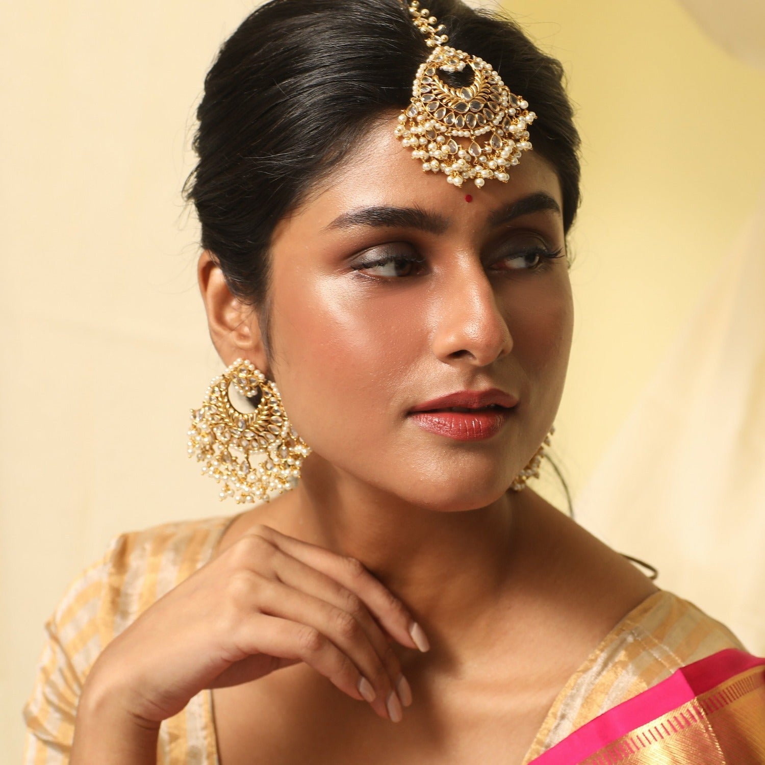 Regal Antique Maang Tikka